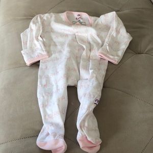 EMC2
EMC2 Magnetic Footie in Pink